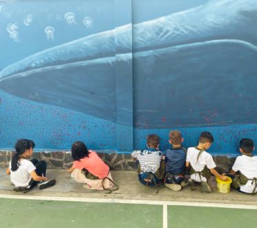 Un projet de fresque murale pour les élèves de la Petite Ecole HCMC