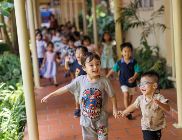 Phương pháp giáo dục học mà chơi - chơi mà học là gì?