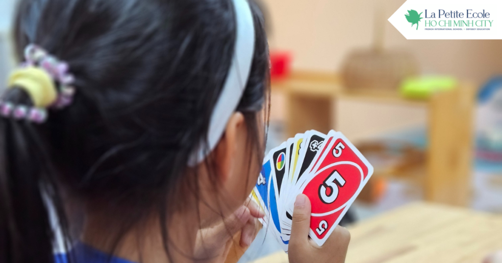 trò chơi phát triển tư duy cho trẻ